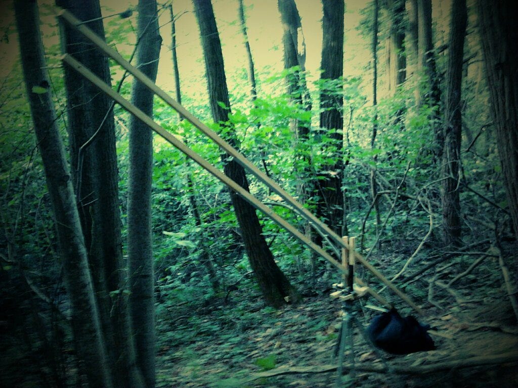 Photo de la grue en bois construite par Romain, Dimitri et Tim.